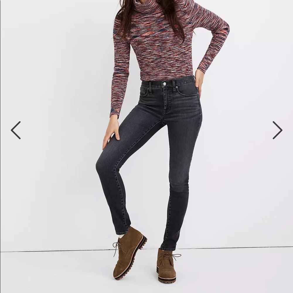 Madewell Petite 26 Mid Rise jeans